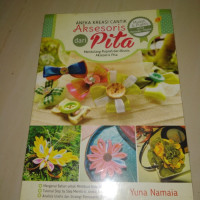 Aneka Kreasi Cantik Aksesoris dari Pita